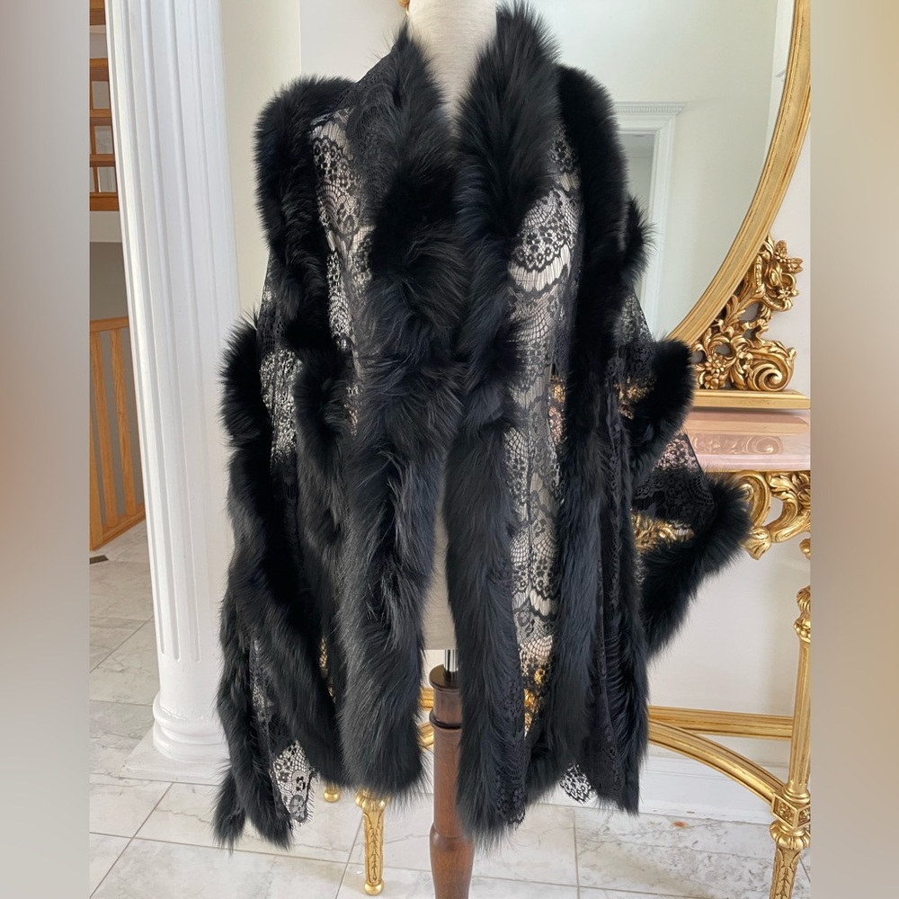 NWT La Fiorentina Fox Fur Chinlon Wrap